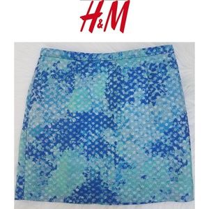 H&M Abstract Blue And Silver Mini Skirt Size 8